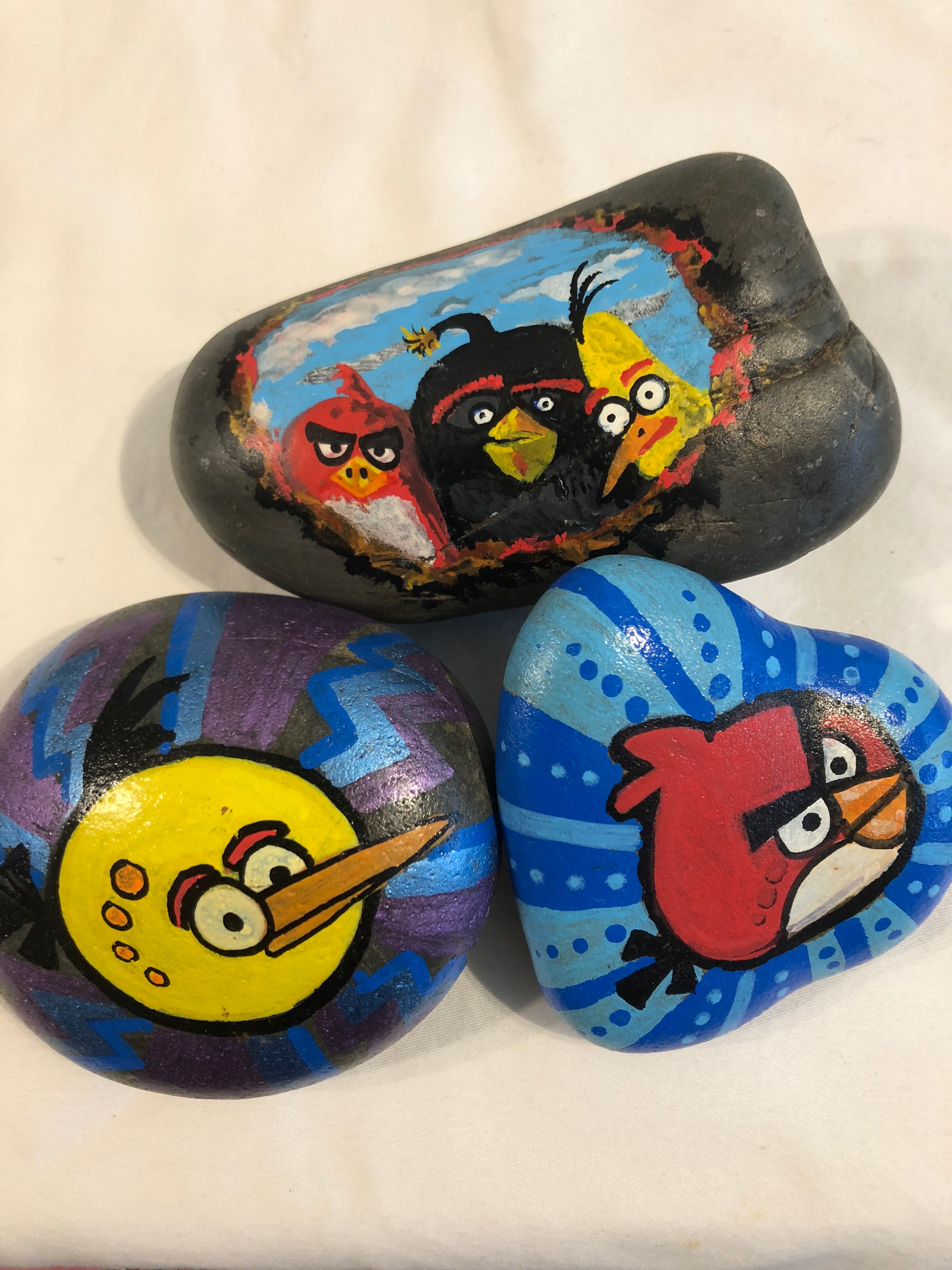 'Benefits of rock painting for children' article featured image.