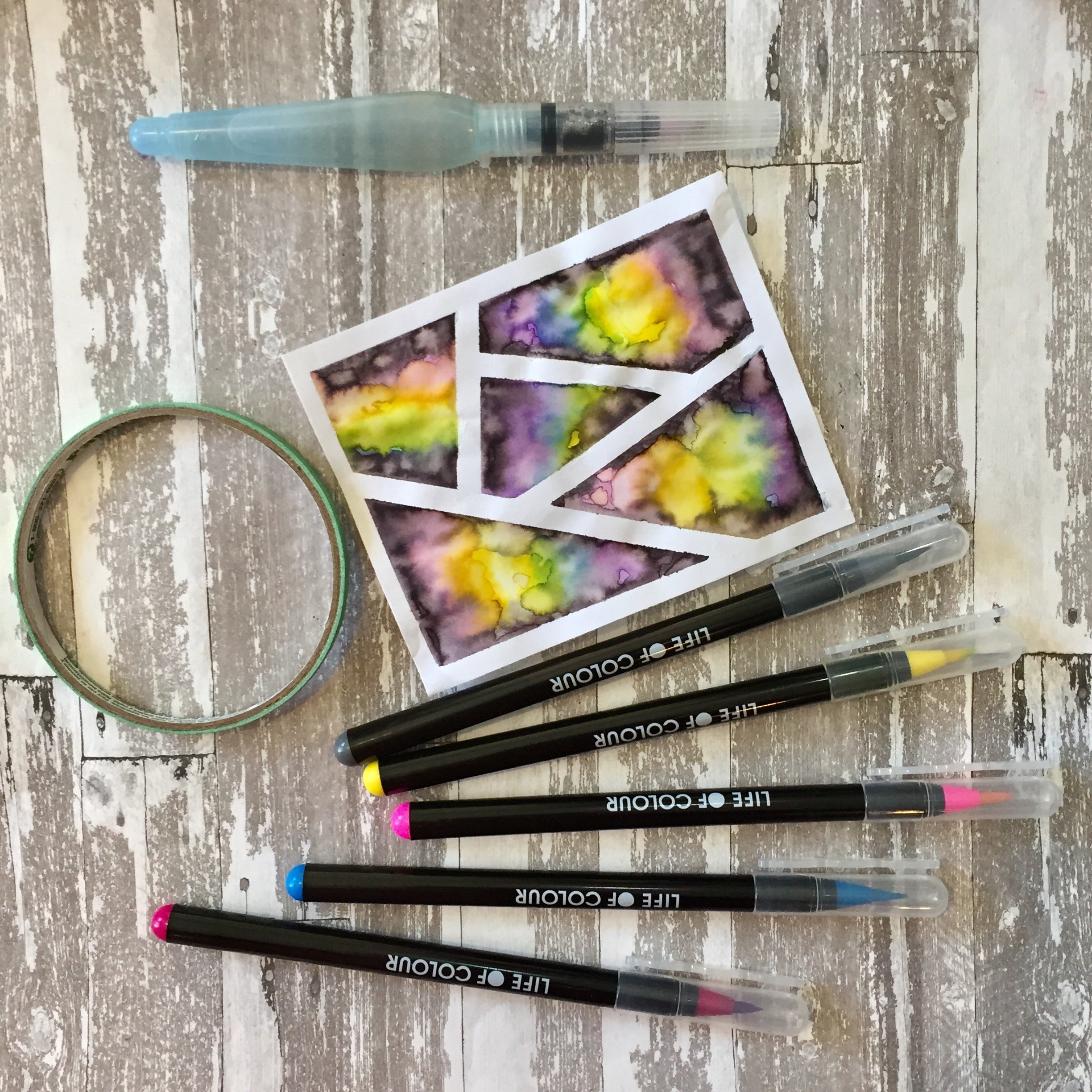 'Geometric patterns with watercolour brush pens tutorial' article featured image.