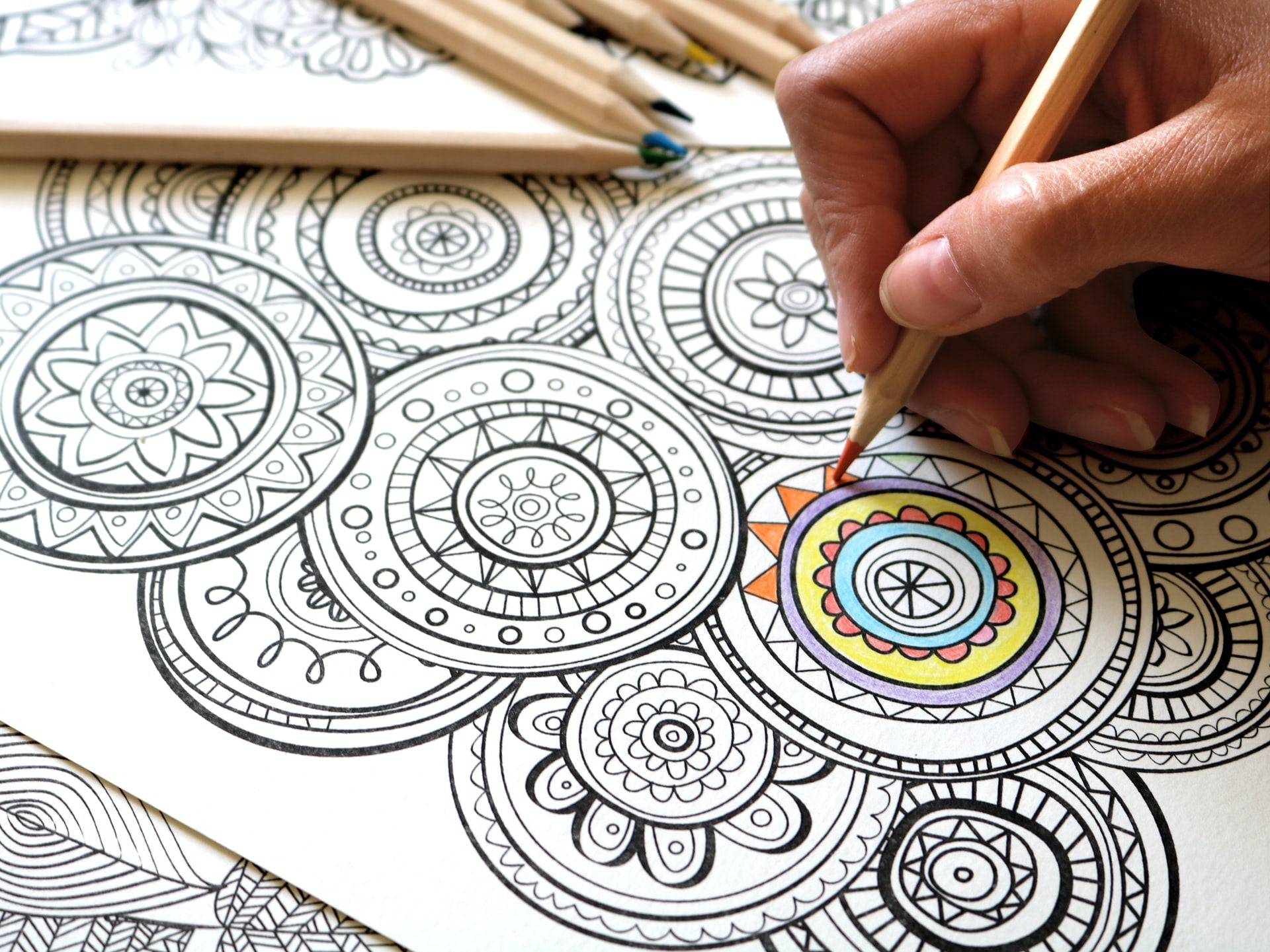 'Zen art: why meditative drawing and colouring is perfect for you' article featured image.